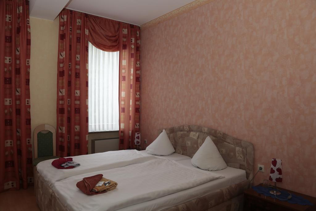 Hotel Sessellift كوبلنس الغرفة الصورة