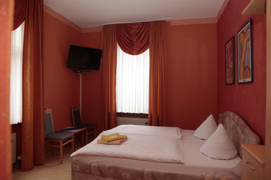 Hotel Sessellift كوبلنس الغرفة الصورة